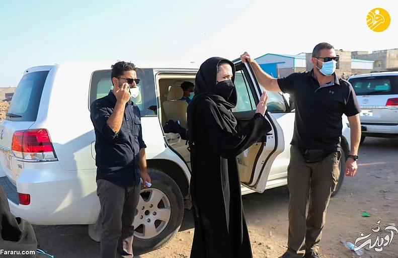 اندوه آنجلینا جولی در میان خانوادههای آواره یمنی/ عکس